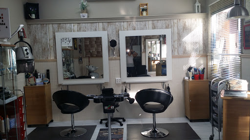 17484 contraste peluqueria unisex