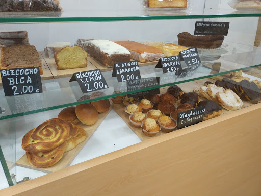 17643 crustum panem asuncion