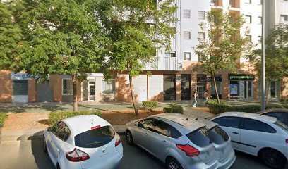 17829 delia hair beauty 1