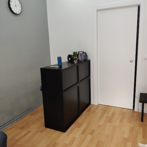 17922 diego leon barber studio 1
