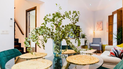 18351 duplex deluxe sevilla center