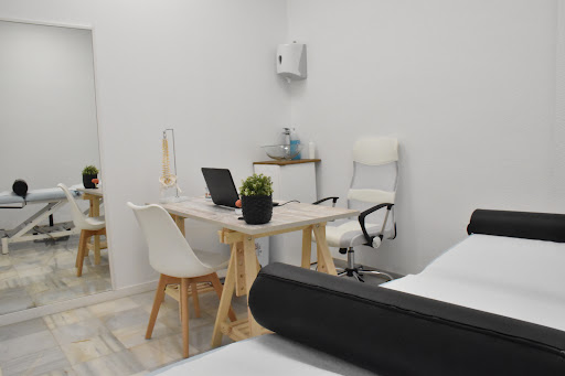 21295 fisioterapia y entrenamiento personal en nervion sevilla capacity