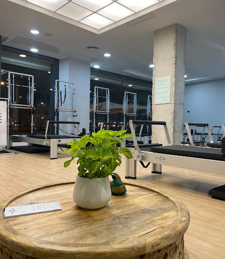 21365 flow training pilates sevilla