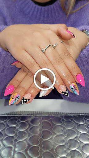 21842 geminis peluqueros 1