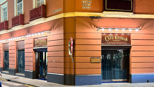 22070 gran cafe espana 1