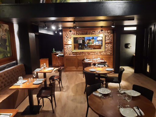 22124 grill corner sevilla 2