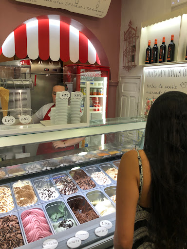 22520 heladeria chocolate and lemon