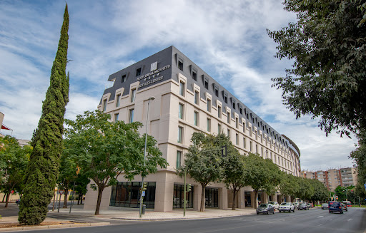 23008 hotel giralda center