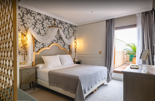 23010 hotel gravina 51