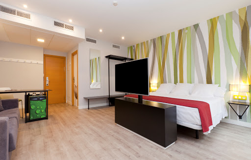 23084 hotel vertice sevilla 1