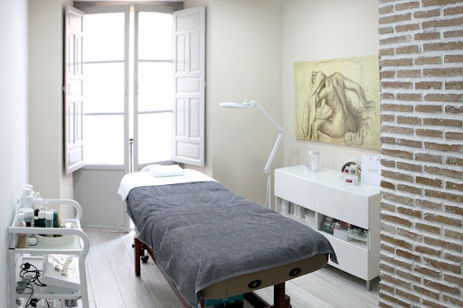 23724 instituto lynch 8211 depilacion laser y estetica en sevilla centro 2
