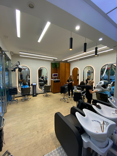 23904 jaimegianni . woman . nervion 2