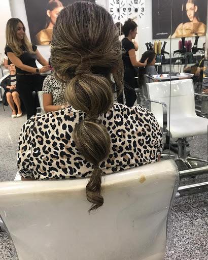 23907 jaimegianni . woman . viapol 2