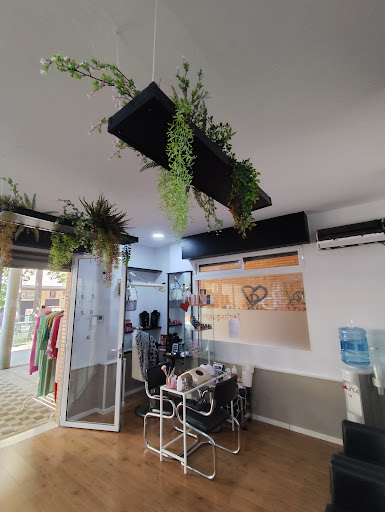 23974 javier rioja salon stylist salon peluqueria estetica 1