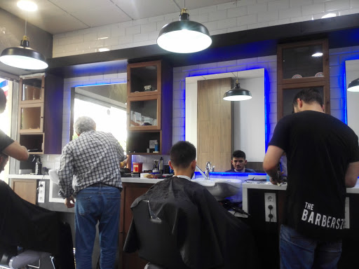 24271 kano cut and shave alberto peluqueros 1