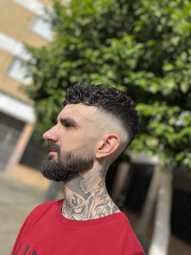 24327 kbarbiere peluqueros