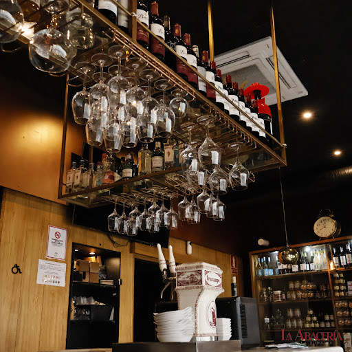 24708 la abaceria de la buhaira 2