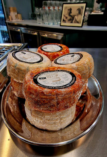 25590 la joyeria. cerveceria de mercado 2