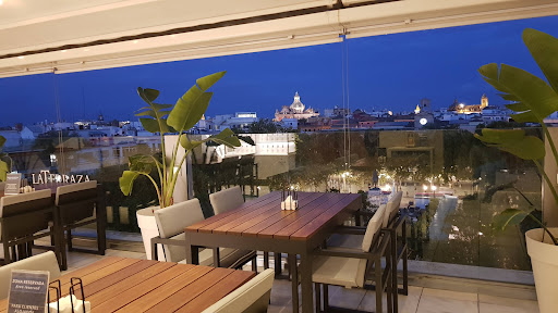 26087 la terraza del hotel inglaterra