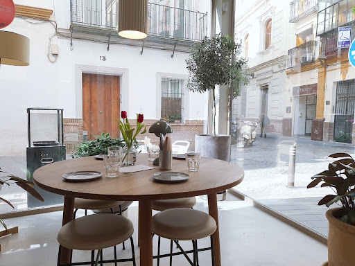 26102 la tienda de placido y grata 2