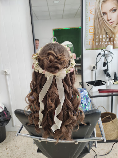 26494 linea tres peluqueria barberia