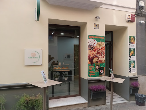 27055 mano al rollo 8211 pasteles y rollos de canela