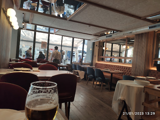 27093 manolo mayo sevilla 2