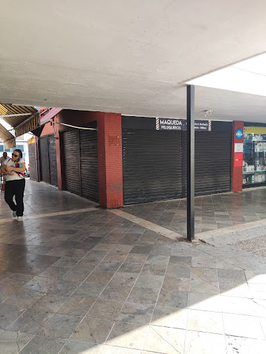 27176 maqueda peluqueros