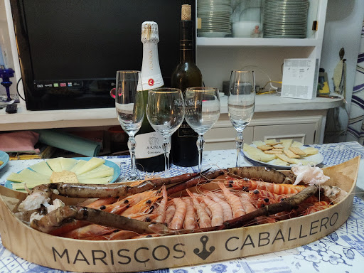 27358 mariscos caballero 2
