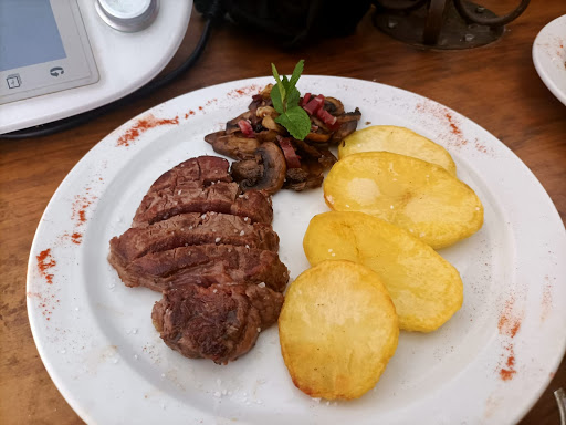 27908 meson asador triana 1