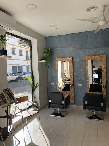 28146 minerva hairdresser sevilla 2