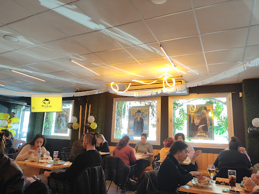 28313 monkey food santa justa