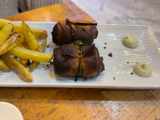 28363 moon gastrobar 1