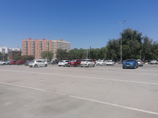 29921 parking estacion blas infante