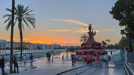 30221 paseo cristobal colon 2