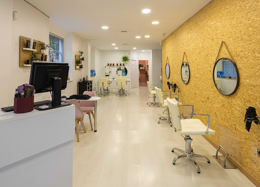 30443 peluqueria alma y estilo