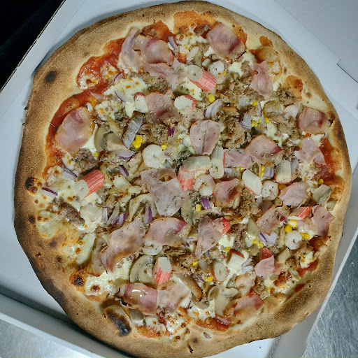 31875 pizzeria amore 1