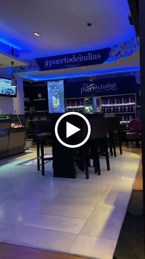 32407 premier cocktail and whisky house 1