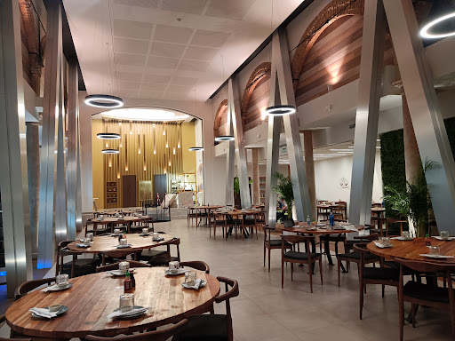 33153 restaurante akira 2