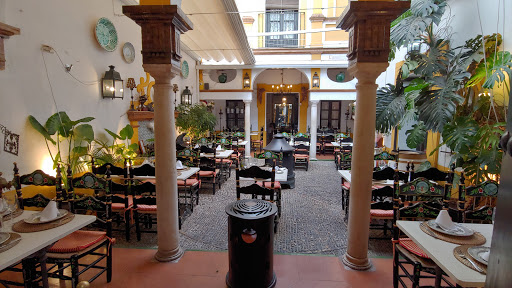 33817 restaurante el pasaje tapas