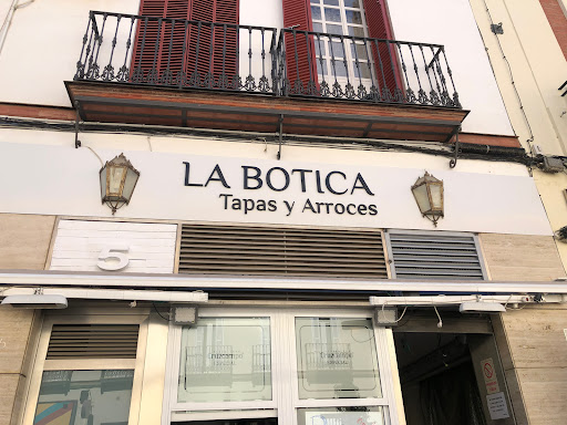 34132 restaurante la botica tapas y arroces