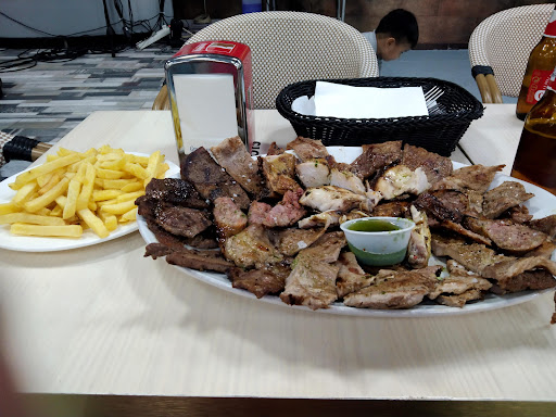 34731 restaurante parrillada enrique 2