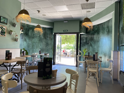 34834 restaurante reverde bar coffee 2