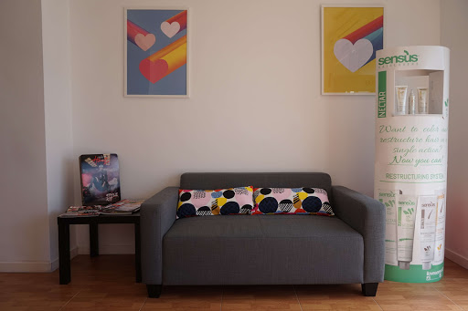 35218 rh peluqueria y estetica 2