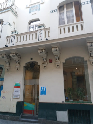 36234 sevilla central suites. apartments puerta jerez