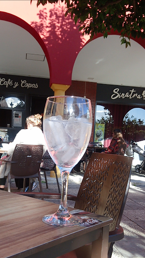 36507 sinatra cafe y copas santa clara