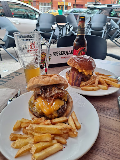 36822 street food burger bermejales