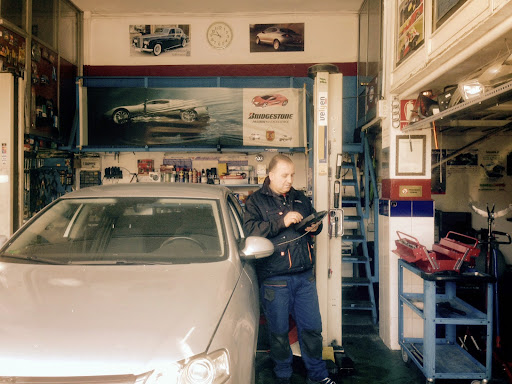 37853 taller arturo. reparacion de automoviles