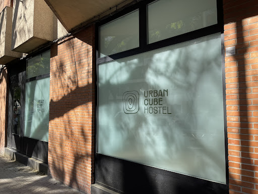 39543 urban cube hostel sevilla 2