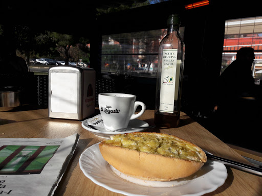 39612 vademecum cafe y copas 2